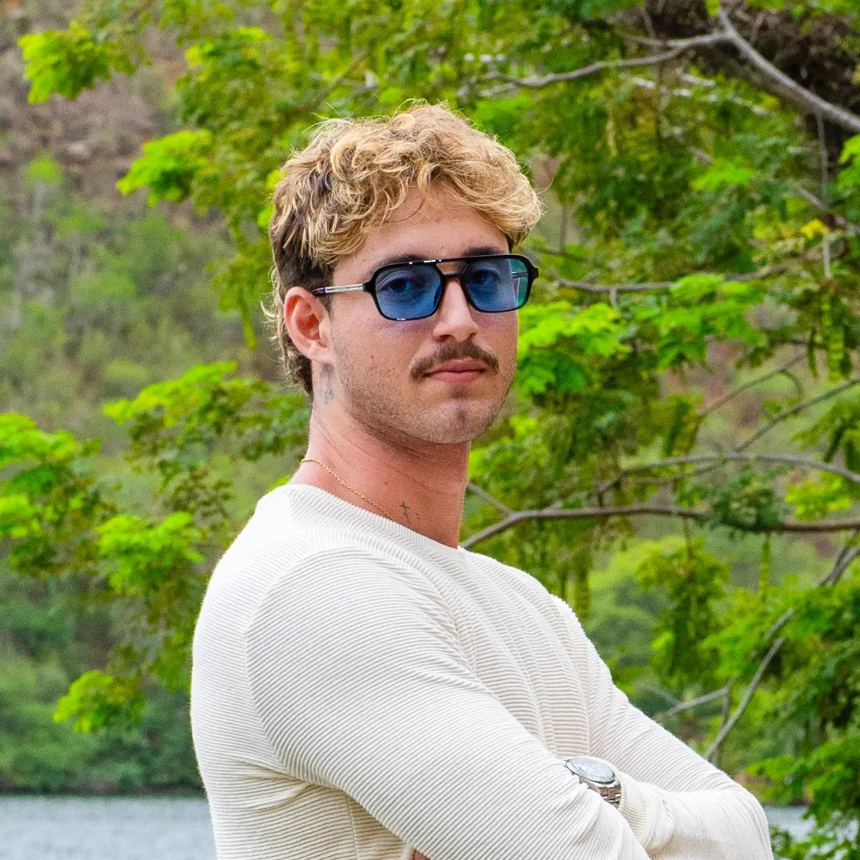 OCULOS_DE_SOL_VALVET_REVIERE_5